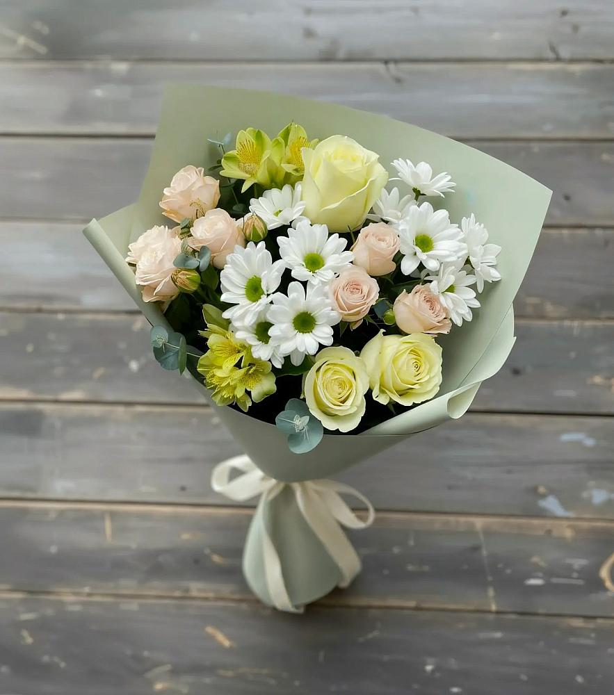 Букет цветов из: Альстромерии, Розы и Хризантемы в Бежаницы