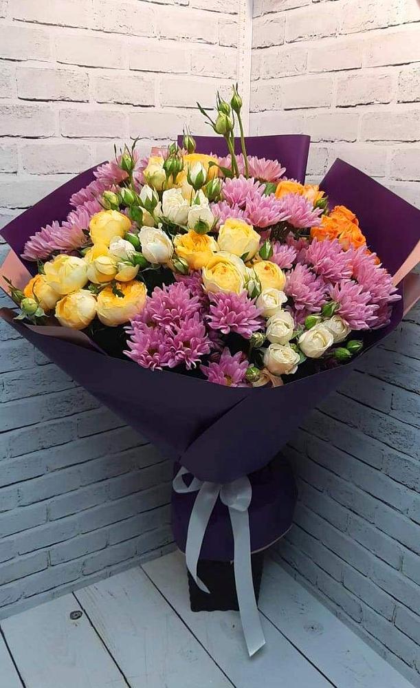 Букет цветов из: Хризантемы и Розы в Бежаницы