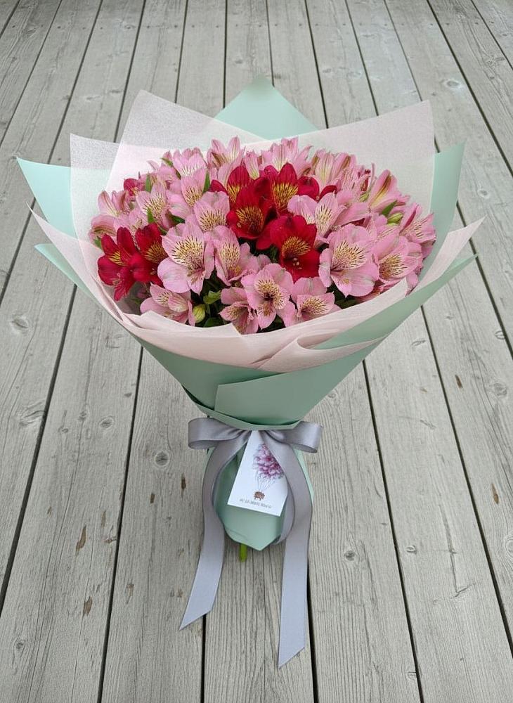 Букет цветов из: Альстромерии в Бежаницы