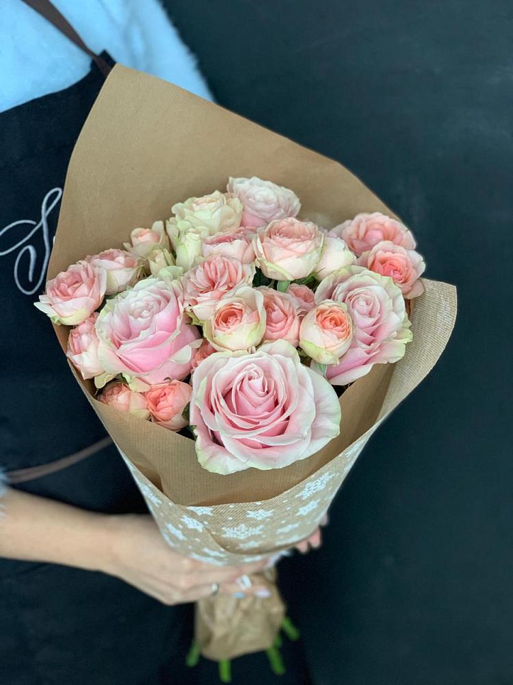 Букет цветов из: Хризантемы и Розы в Бежаницы