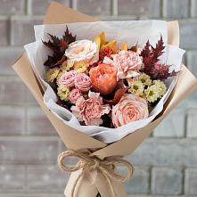 Букет цветов из:  Гвоздики, Хризантемы и Розы в Бежаницы
