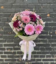 Букет цветов из:  Герберы и Хризантемы в Бежаницы